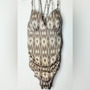 Athleta Aqualux Molded cup one piece Bathing suit